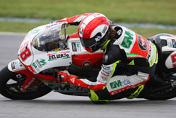 MotoGP, 250 kcm: Simoncelli világbajnok - Webrobogó