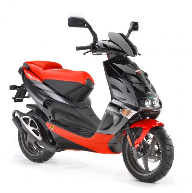 Aprilia Sr 50 Street Akcios Aprilia Robogo Robogo Webaruhaz Webrobogo Net