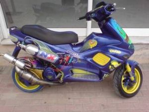 Gilera Runner FXS 180 SP-Webrobogó