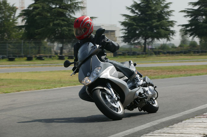 ÚJ Gilera Runner 125 VX - Gilera robogó - Webrobogó