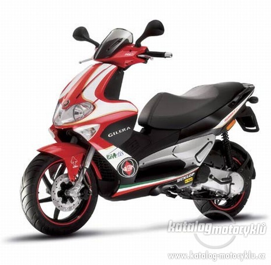 Bemutatkozik a befecskendezős Gilera Runner Purejet-Webrobogó