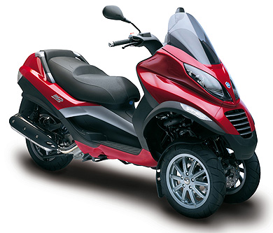 PIAGGIO MP3 250, PIAGGIO X8 250 - Piaggio robogó teszt - Webrobogó