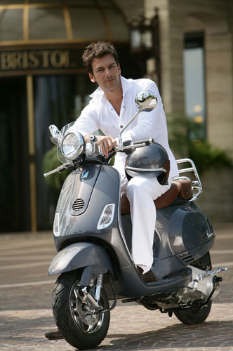 Vespa LXV 125 - Vespa robogó - Webrobogó