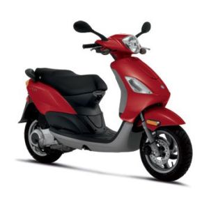 FAPADOS JÁRAT - Piaggio Fly 50 - Piaggio robogó - Webrobogó