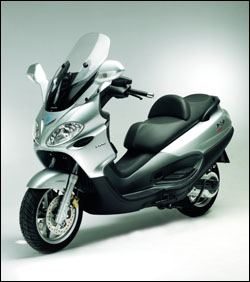 piaggio X9 500-Webrobogó