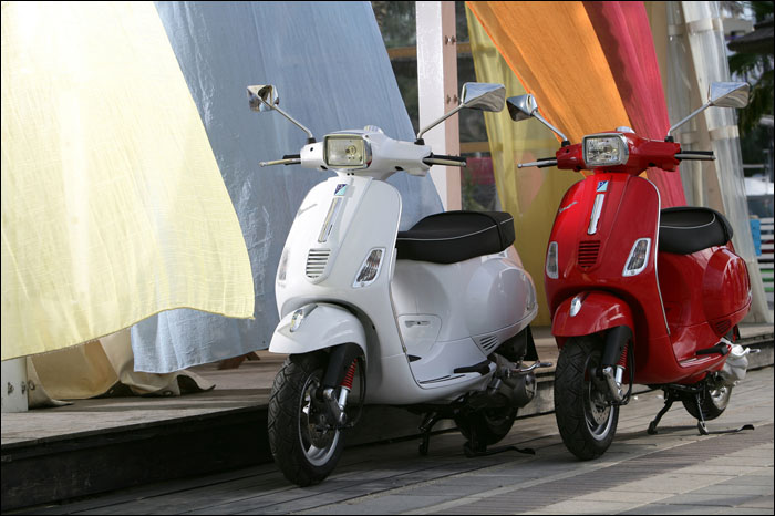 Vespa S 50 2T-Vespa robogó - Új eladó robogók - Webrobogó
