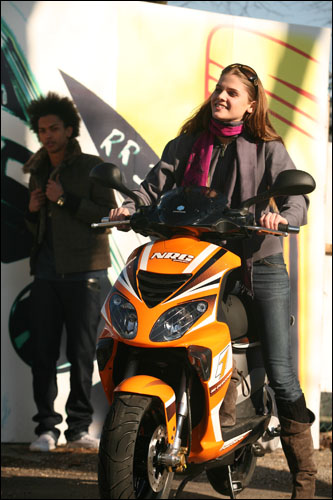 Piaggio NRG Power DD - Piaggio robogó - Webrobogó
