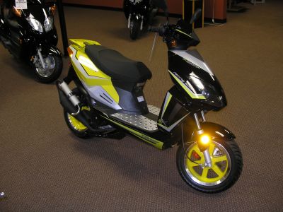 Keeway Matrix 150cc robogó