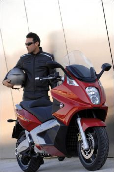 Gilera Gp 800 - gilera robogó - webrobogó