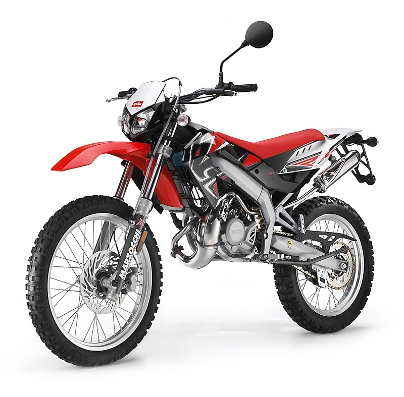 Aprilia SX 50 - Aprilia Enduró. Hogy bárhol haladhasson....