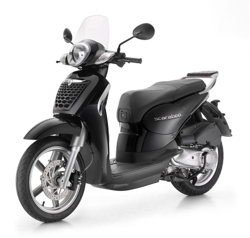 Aprilia Scarabeo 125 - Aprilia robogó