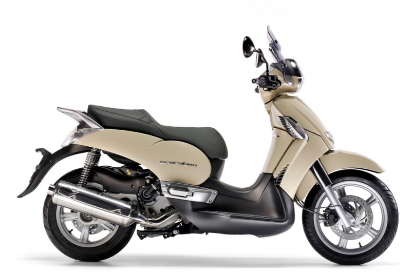 Aprilia Scarabeo 500 Light - Aprilia robogó