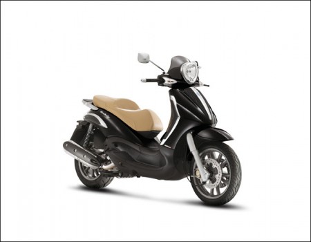 Piaggio Beverly Tourer 400 - Piaggio robogó